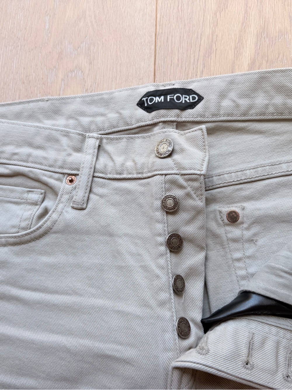 Tom Ford Men's Light Beige Slim Jeans - NWOT